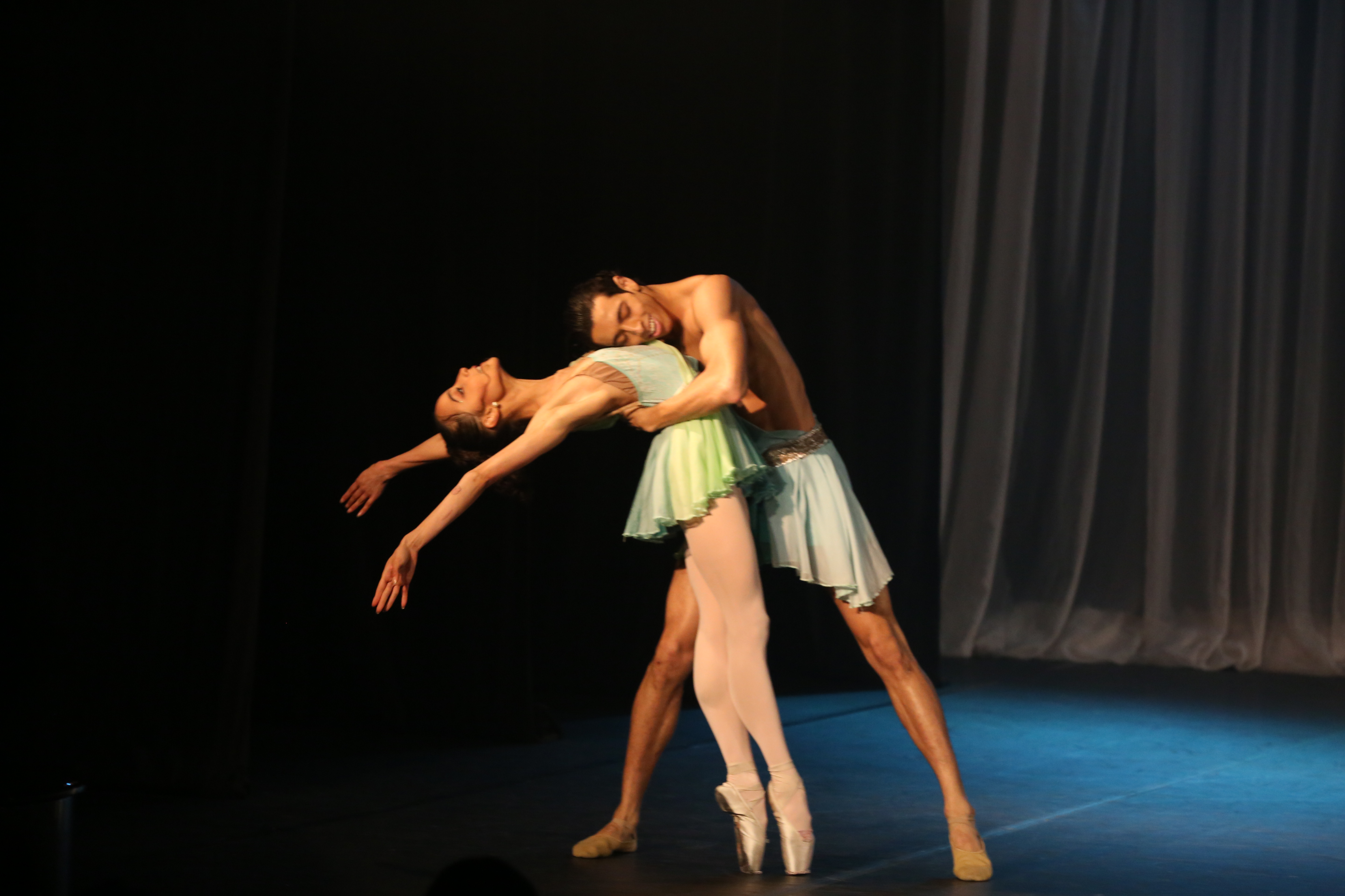 Bolshoi Brasil se apresenta no “Jaraguá em Dança”